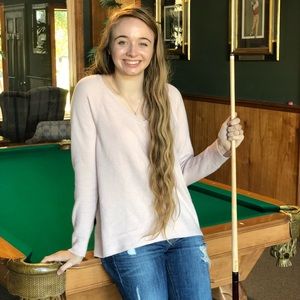 💕 GAP Light Pink V-Neck Pullover Sweater: Classic